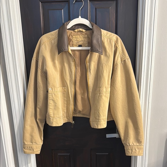 Barn Jacket Tan Jacket with Brown Collar - Picture 4 of 9